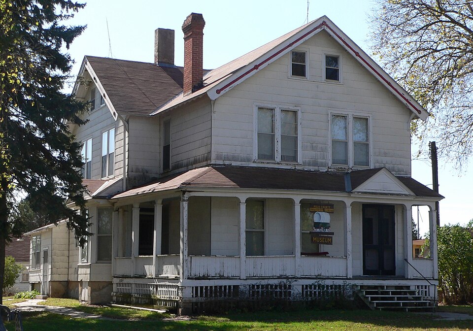Photograph of Gov. John Hopwood Mickey House