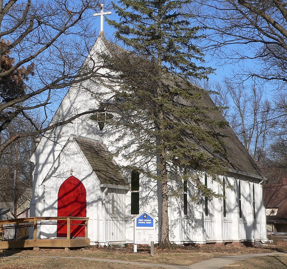 Photograph of Trinity Memorial Episcopal Church