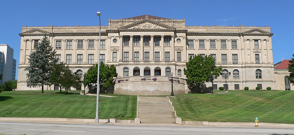 Photograph of Omaha Central High School