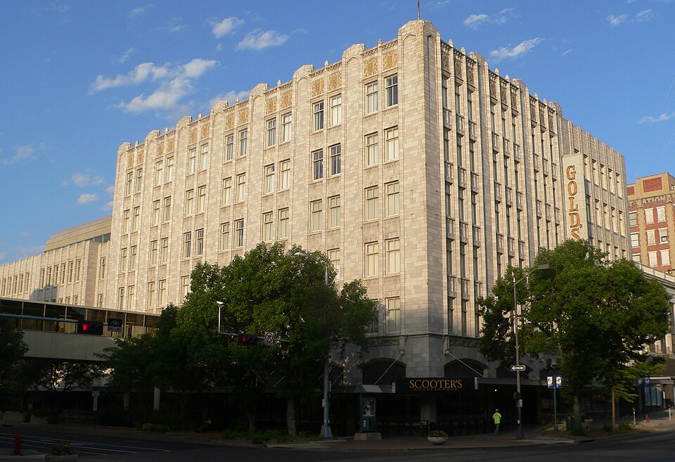 Photograph of Gold and Company Store Building