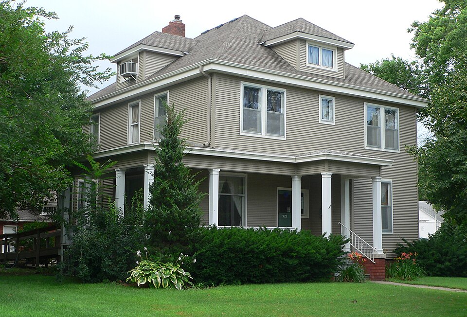 Photograph of Oscar Roeser House