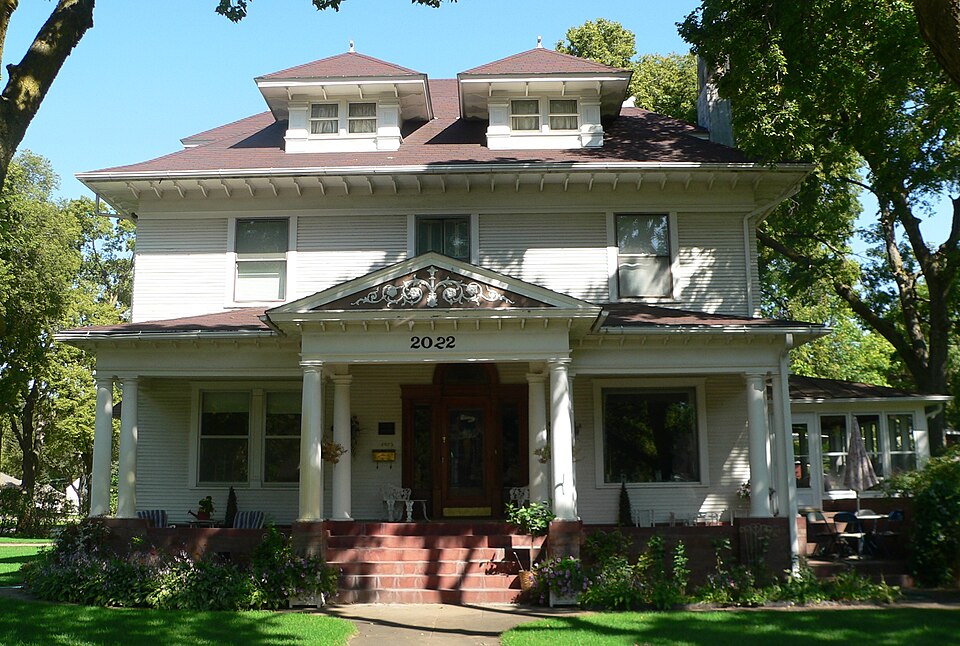 Photograph of Frederick L. and L. Frederick Gottschalk Houses