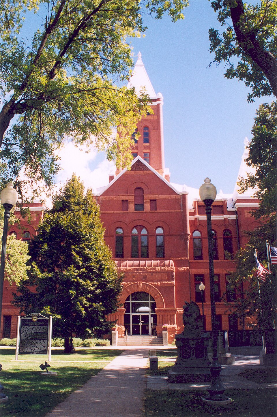 Photograph of Hamilton County Courthouse