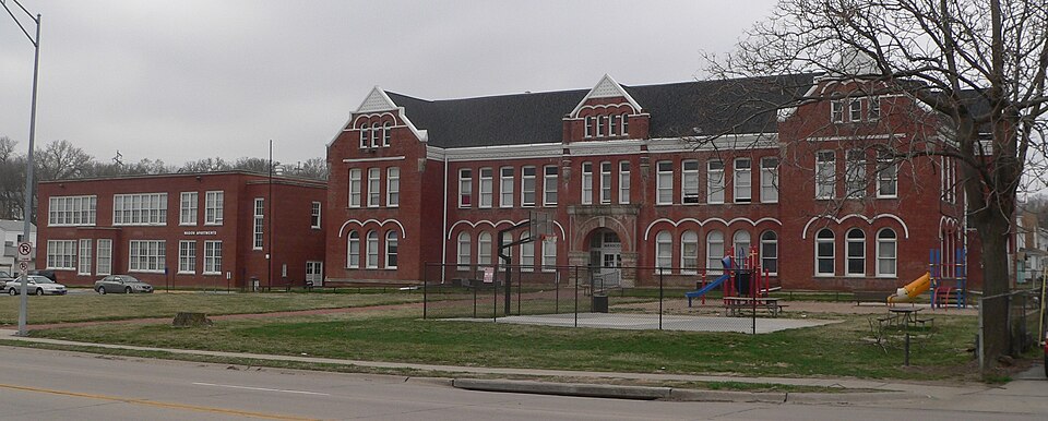 Photograph of Mason School