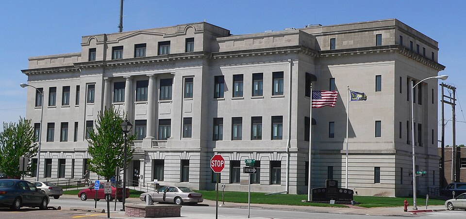Photograph of Dodge County Courthouse