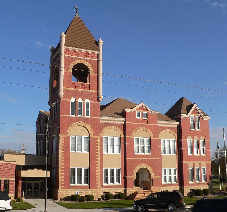 Photograph of Cedar County Courthouse