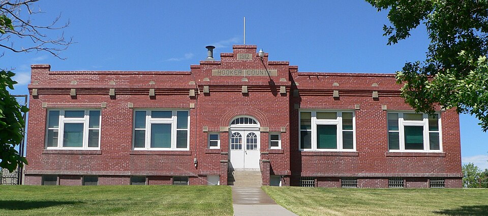 Photograph of Hooker County Courthouse