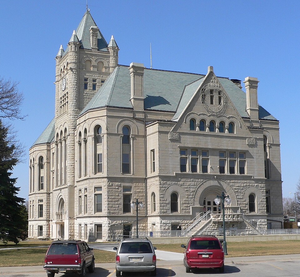 Photograph of Gage County Courthouse
