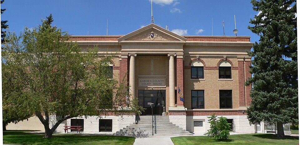Photograph of Garden County Courthouse