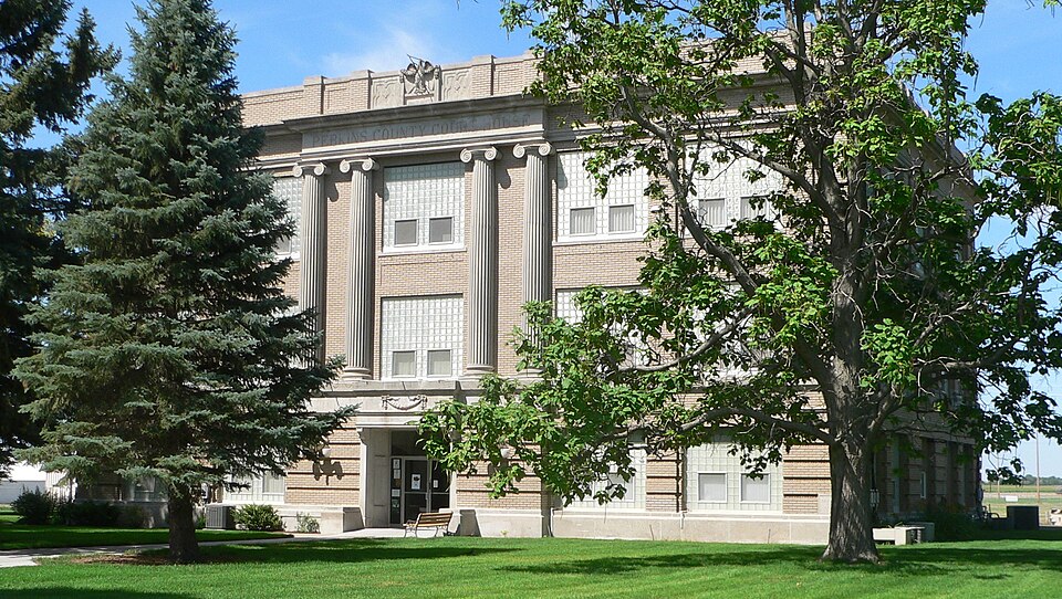 Photograph of Perkins County Courthouse
