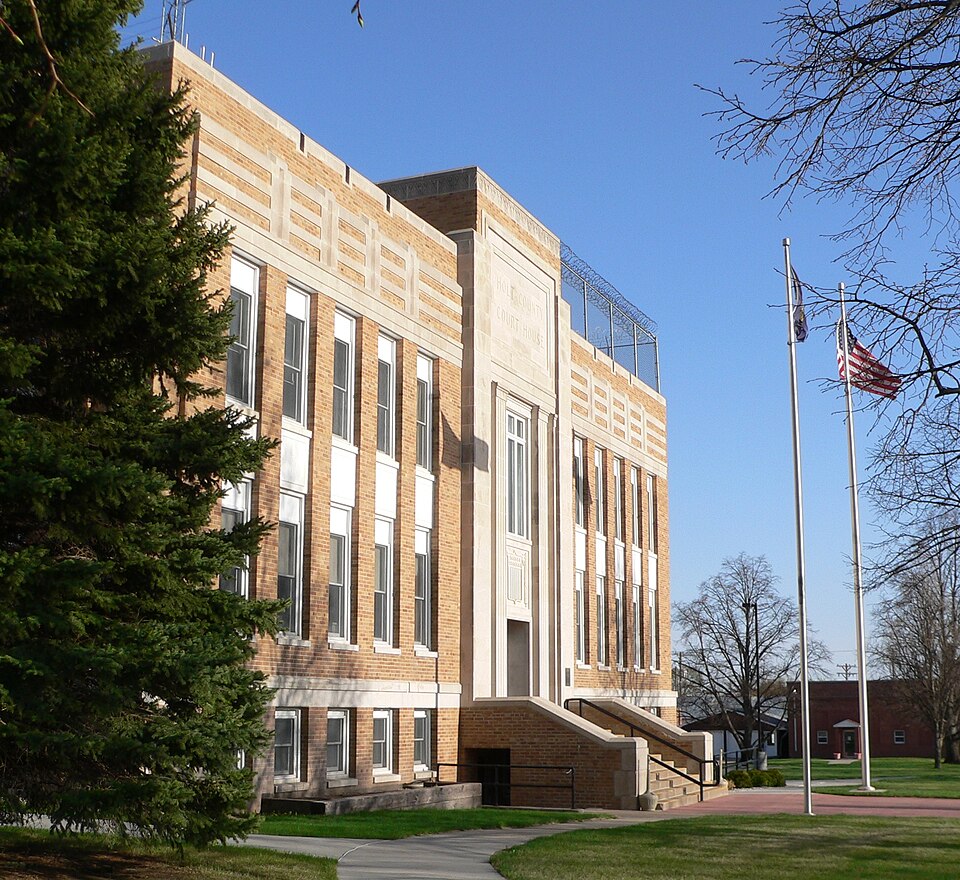 Photograph of Holt County Courthouse