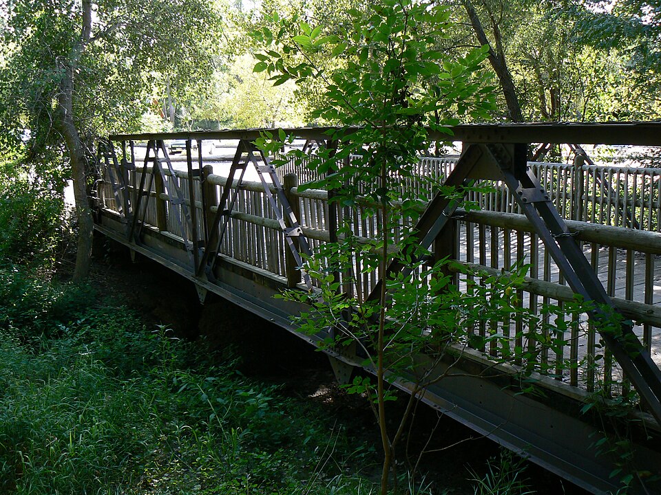 Photograph of Mynard Road Bridge