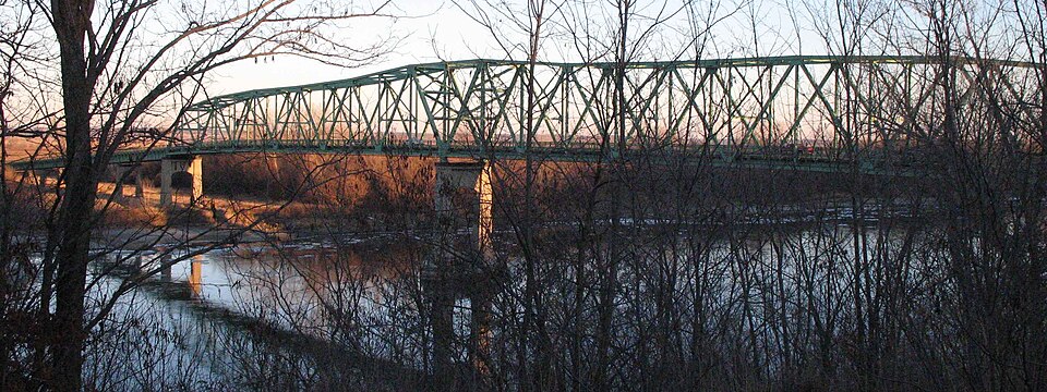 Photograph of Brownville Bridge