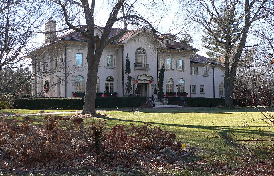Photograph of Frank and Nelle Cochrane Woods House