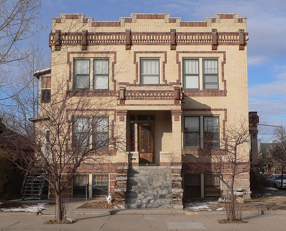 Photograph of Fontenelle Apartment House