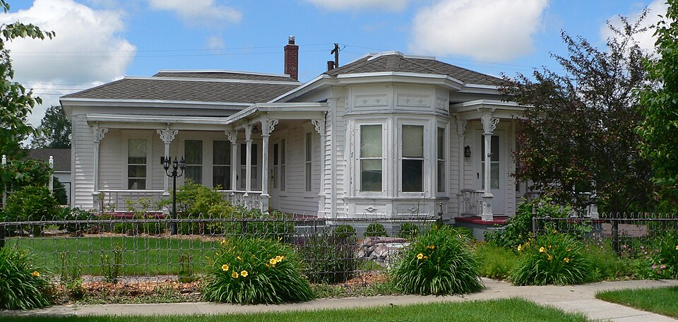 Photograph of Brantly Sturdevant House