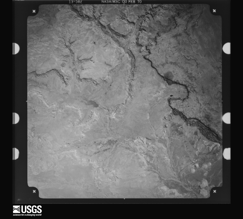 U.S. Geological Survey aerial photograph, 1970-02-08, scale 1:104612