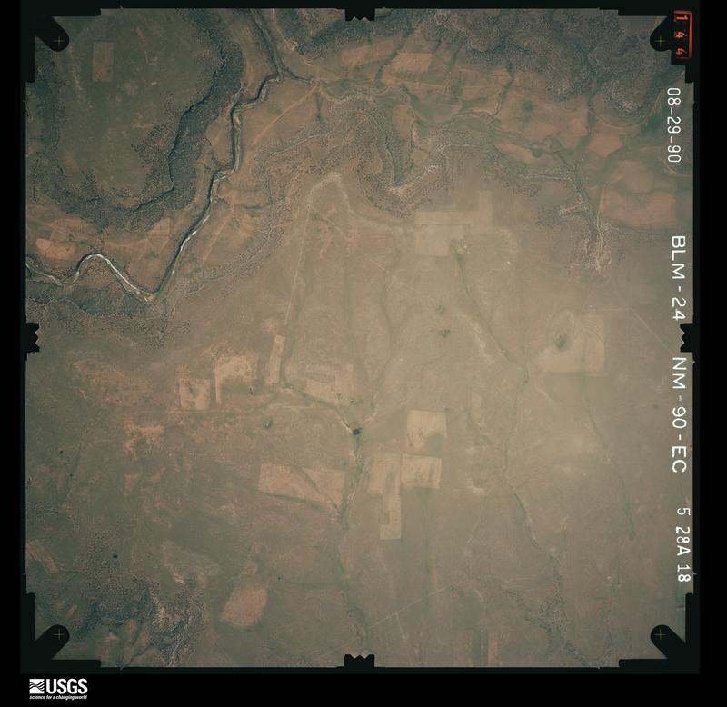 U.S. Geological Survey aerial photograph, 1990-08-29, scale 1:24000