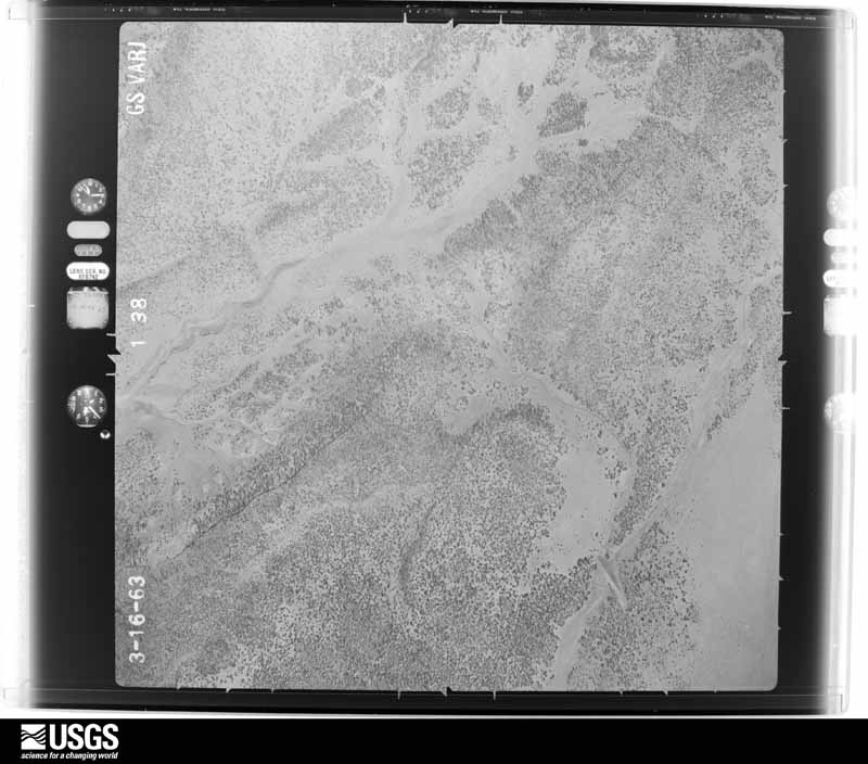 U.S. Geological Survey aerial photograph, 1963-04-17, scale 1:17000