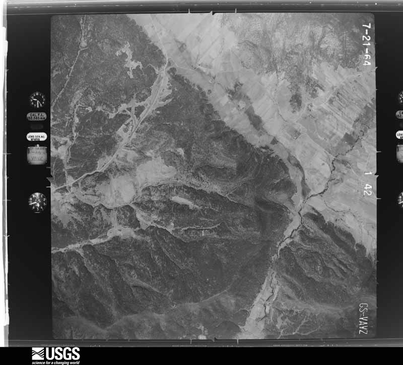 U.S. Geological Survey aerial photograph, 1964-10-31, scale 1:32000