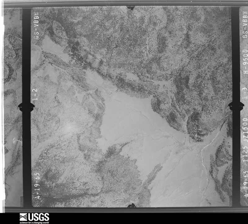 U.S. Geological Survey aerial photograph, 1965-05-05, scale 1:19000