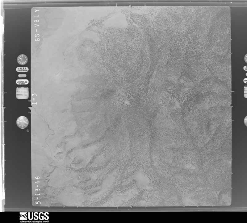 U.S. Geological Survey aerial photograph, 1966-05-13, scale 1:32000
