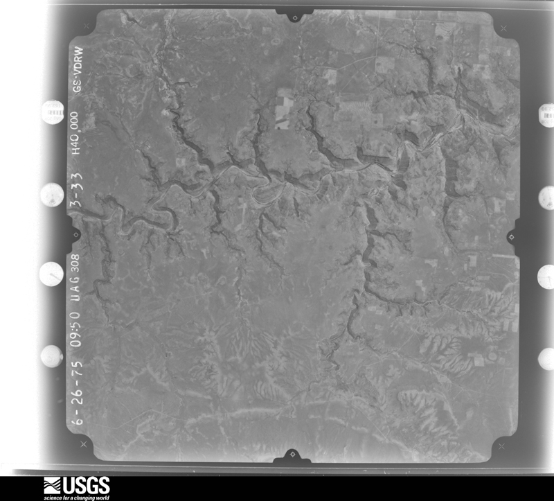 U.S. Geological Survey aerial photograph, 1975-06-26, scale 1:80000