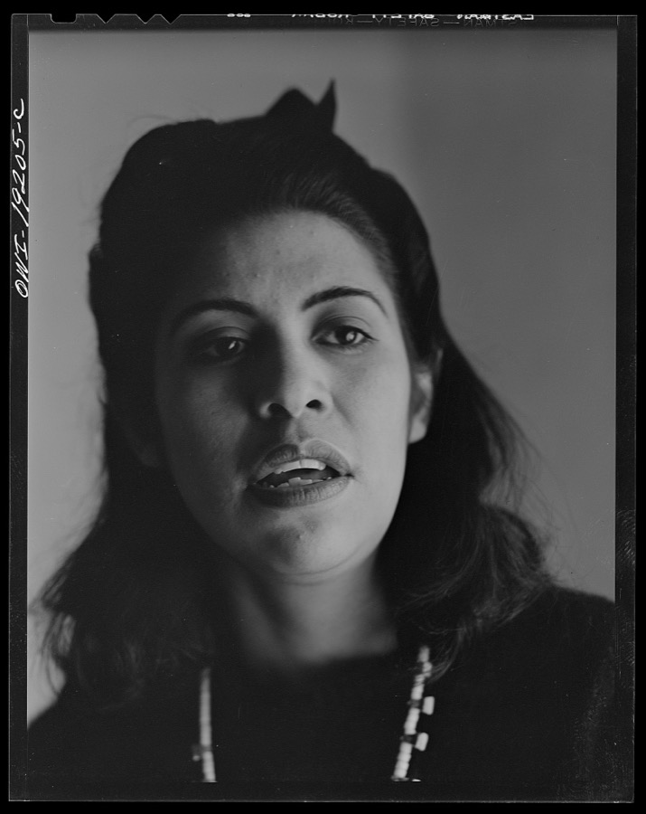 Albuquerque, New Mexico. Spanish-American folk singer