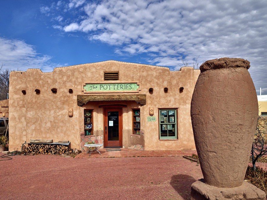 A pottery shop just off the plaza of Mesilla (locally called Old Mesilla), a historic town adjacent to Las Cruces, the hub city of southern New Mexico