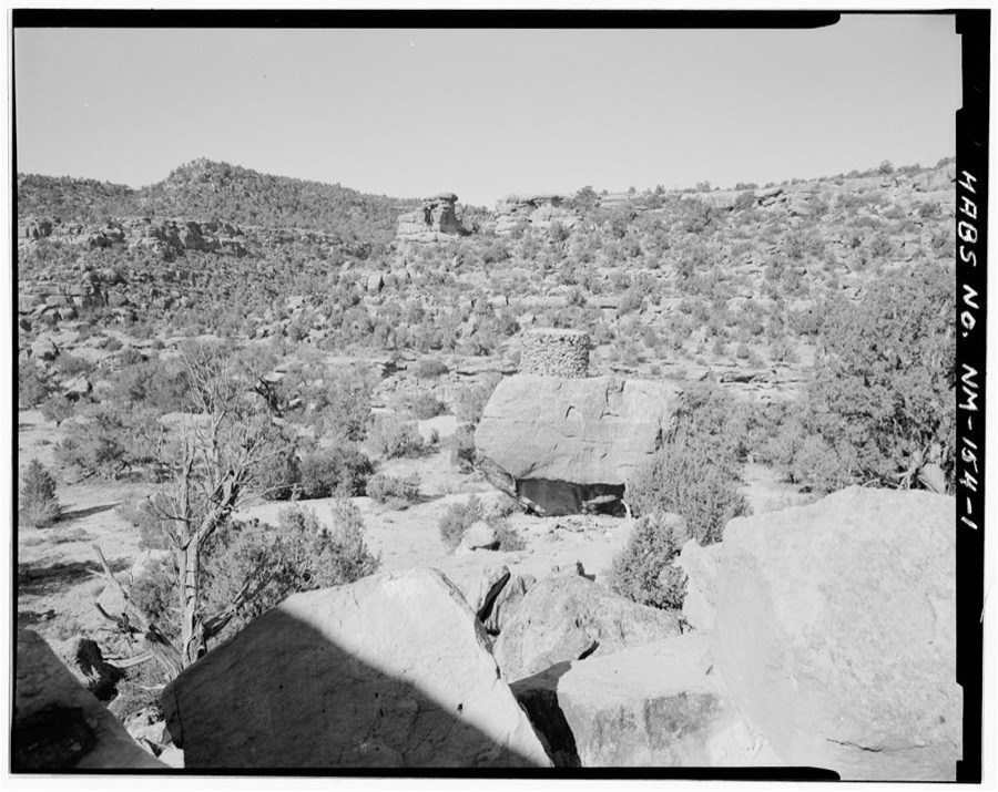 Simon Canyon Pueblito, Approximately 0.6 mile north of Simon Canyon confluence with San Juan River, Blanco, San Juan County, NM