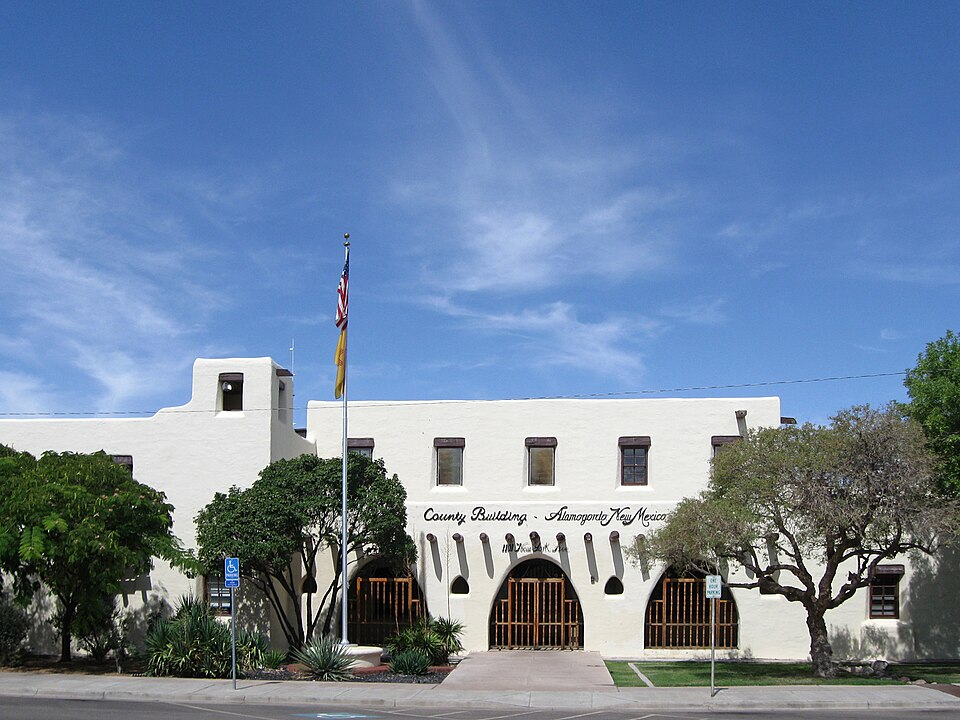 Photograph of Lincoln National Forest Service Building