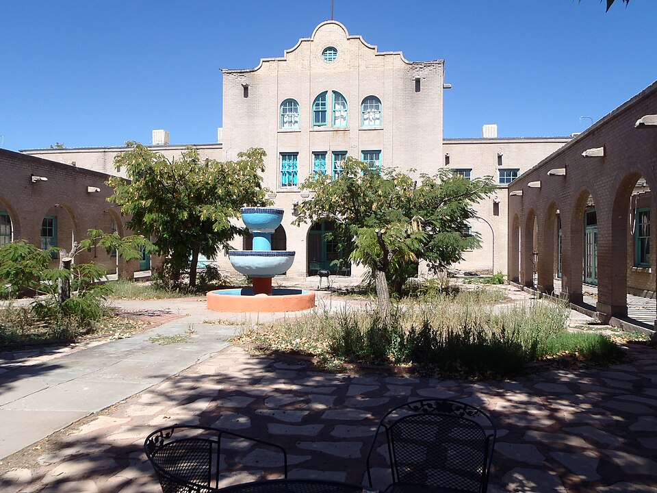 Photograph of Val Verde Hotel