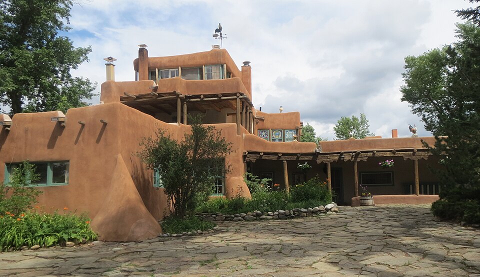 Photograph of Mabel Dodge Luhan House