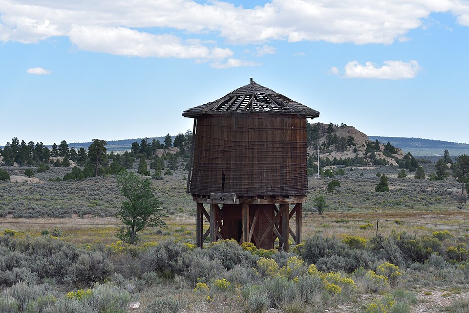 Photograph of Tres Piedras Railroad Water Tower
