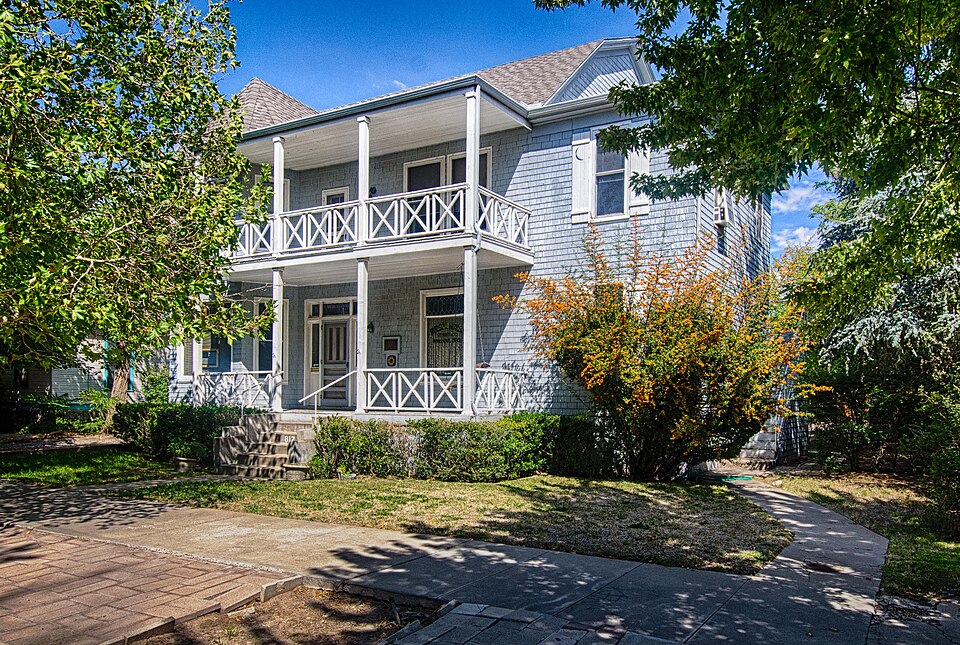 Photograph of Hudson House