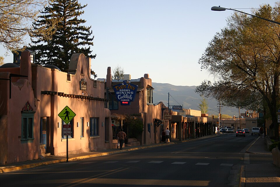 Photograph of Taos Inn