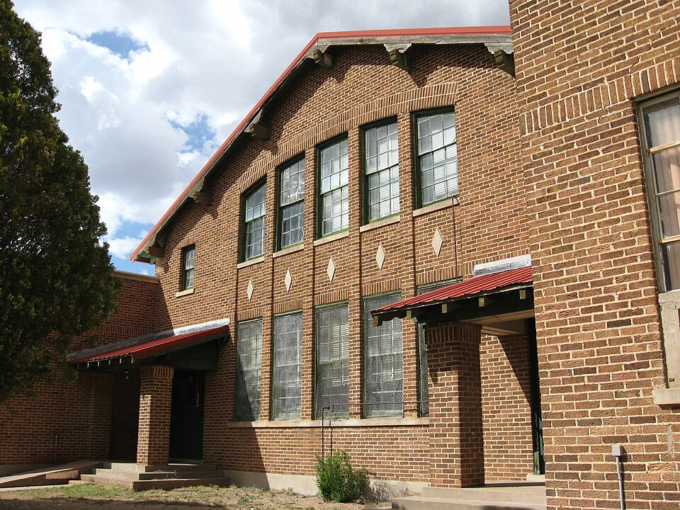 Photograph of Nara Visa School