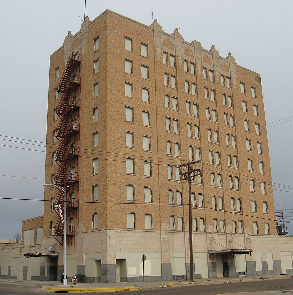 Photograph of Hotel Clovis