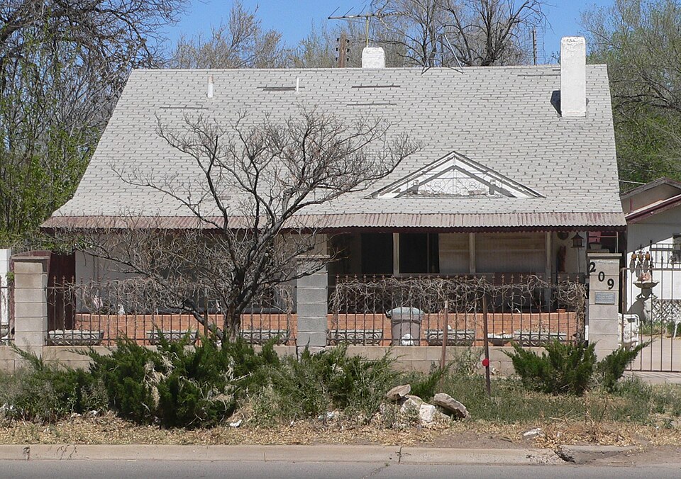Photograph of Louise Massey House