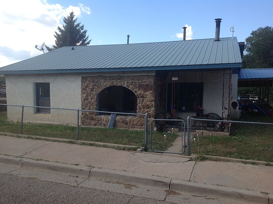 Photograph of House at 312 Tecolote