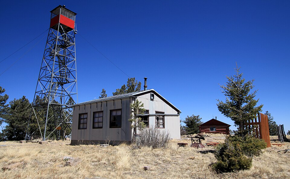 Photograph of Hillsboro Peak Lookout Tower and Cabin
