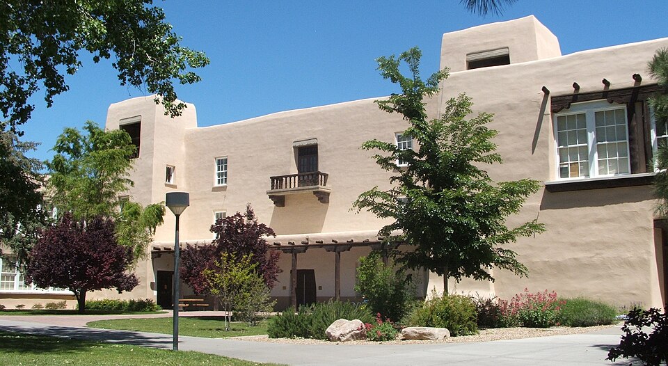 Photograph of Scholes Hall