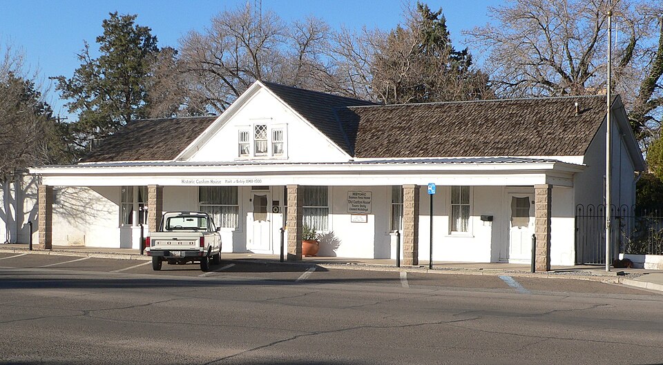 Photograph of Seaman Field House