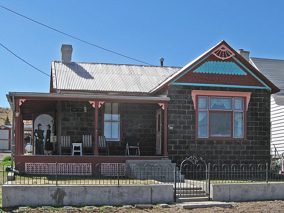 Photograph of George Tambling Miller and Ninette Stocker Miller House