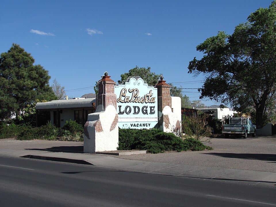Photograph of La Puerta Lodge