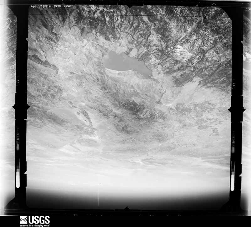 U.S. Geological Survey aerial photograph, 1968-07-01, scale 1:122000