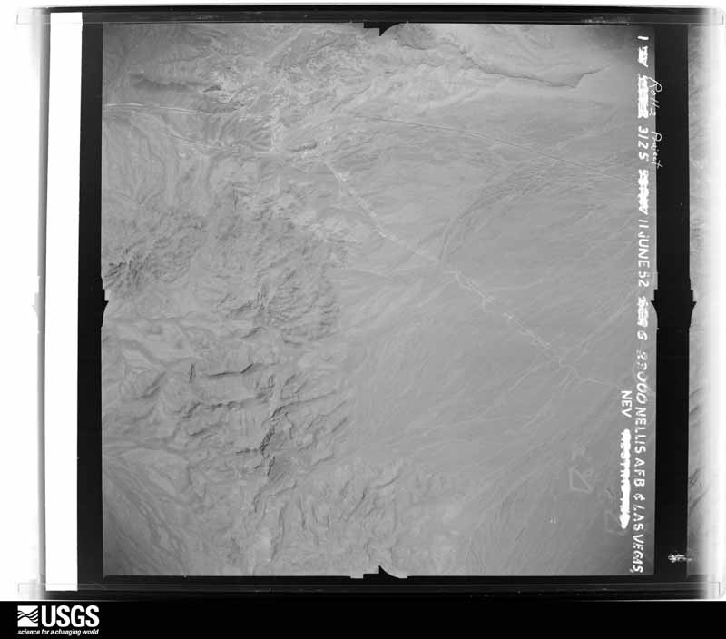 U.S. Geological Survey aerial photograph, 1952-06-11, scale 1:50440
