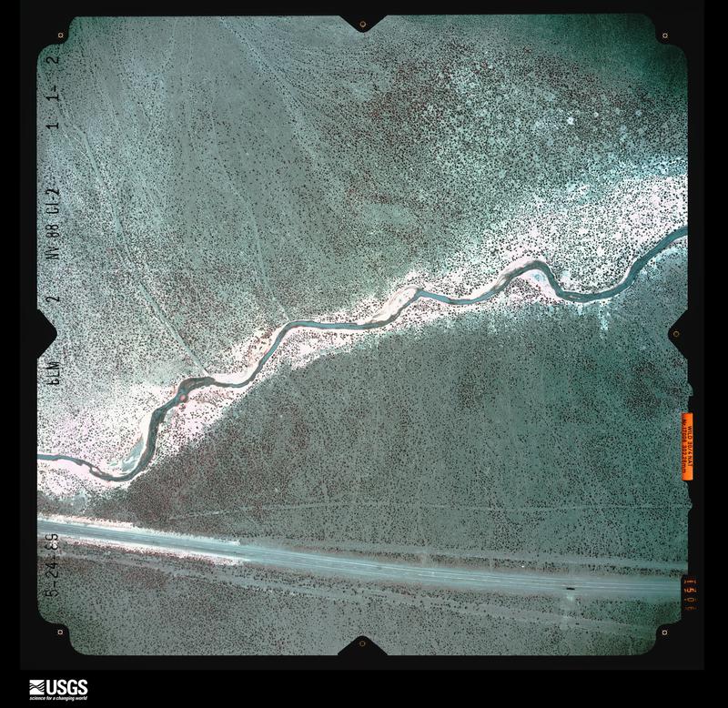 U.S. Geological Survey aerial photograph, 1989-05-24, scale 1:2400