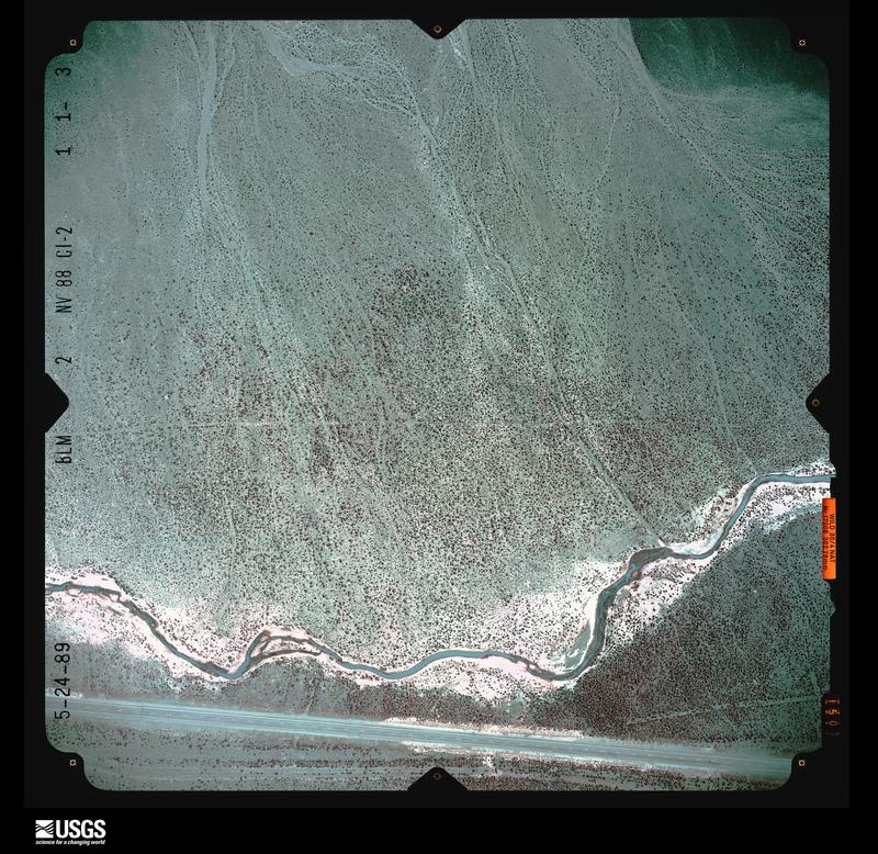 U.S. Geological Survey aerial photograph, 1989-05-24, scale 1:2400