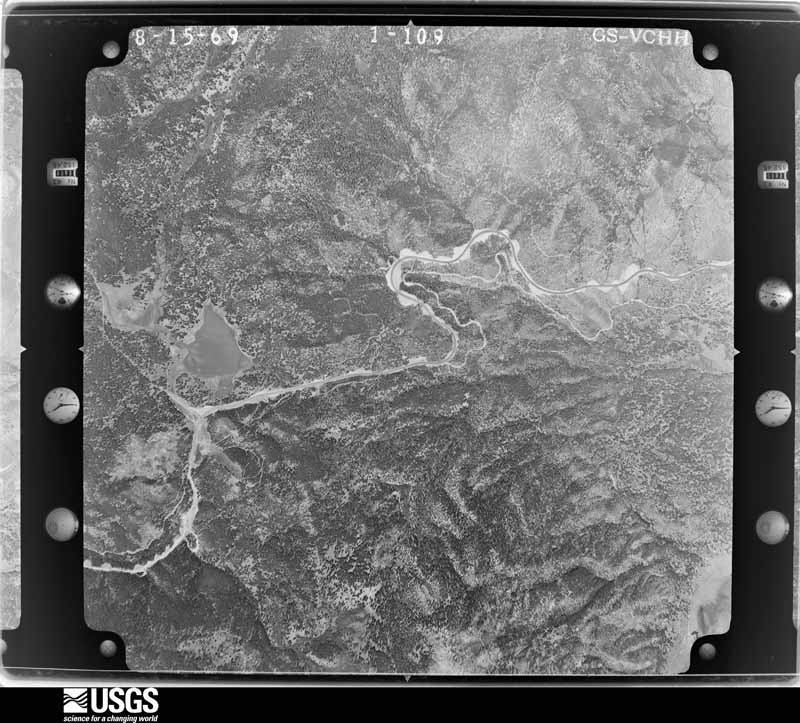 U.S. Geological Survey aerial photograph, 1969-08-16, scale 1:30000